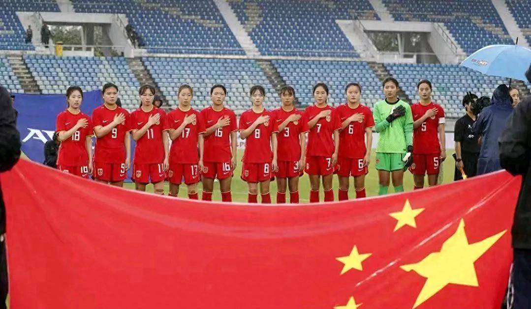 国足女足全力备战比赛,追求胜利 国足女足全力备战比赛,追求胜利