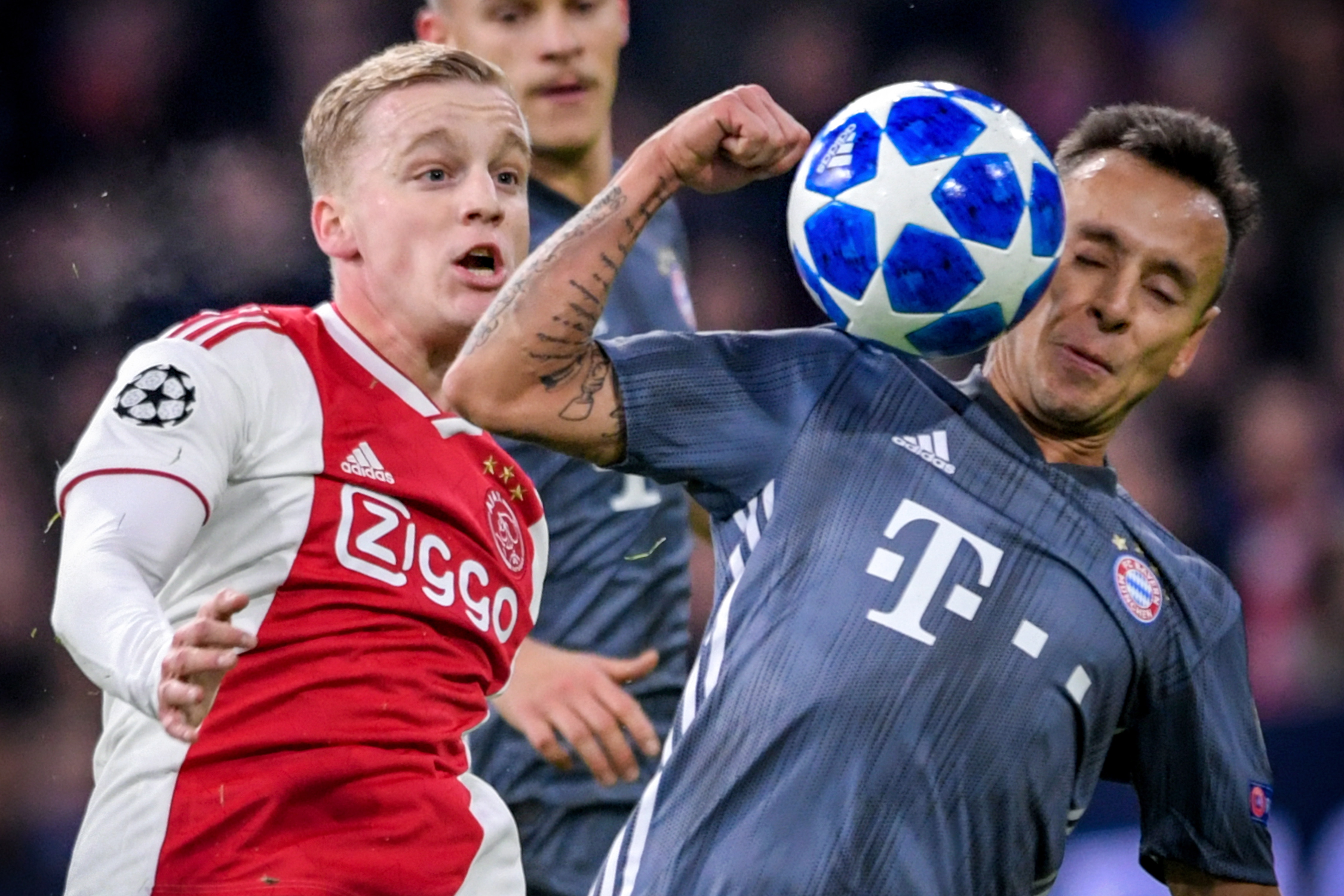 拜仁冒险战平阿贾克斯,小组出局 拜仁冒险战平阿贾克斯,小组出局