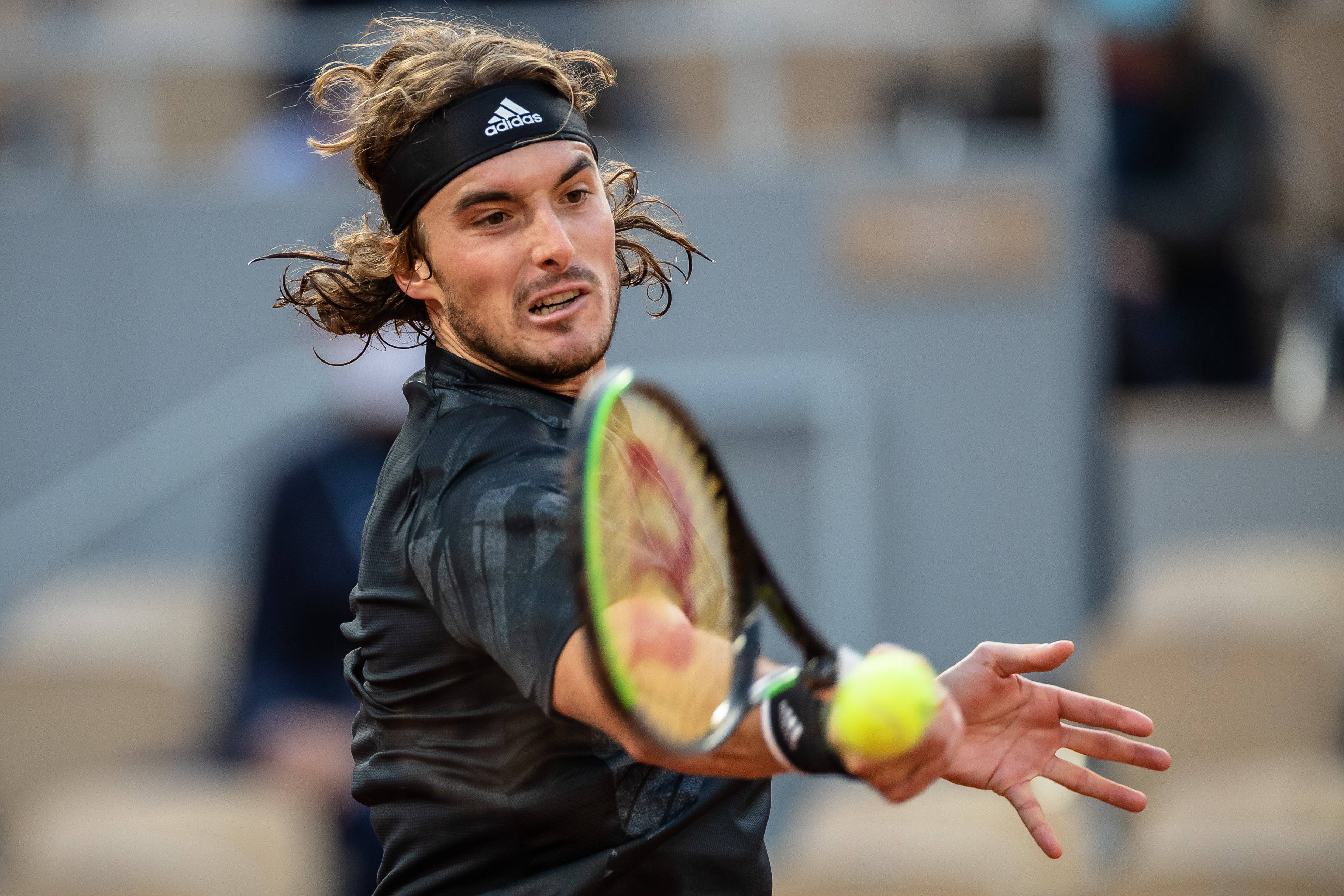 意大利网球队翻盘澳大利亚网球队,西西帕斯统治全场的简单介绍 意大利网球队翻盘澳大利亚网球队,西西帕斯统治全场的简单介绍