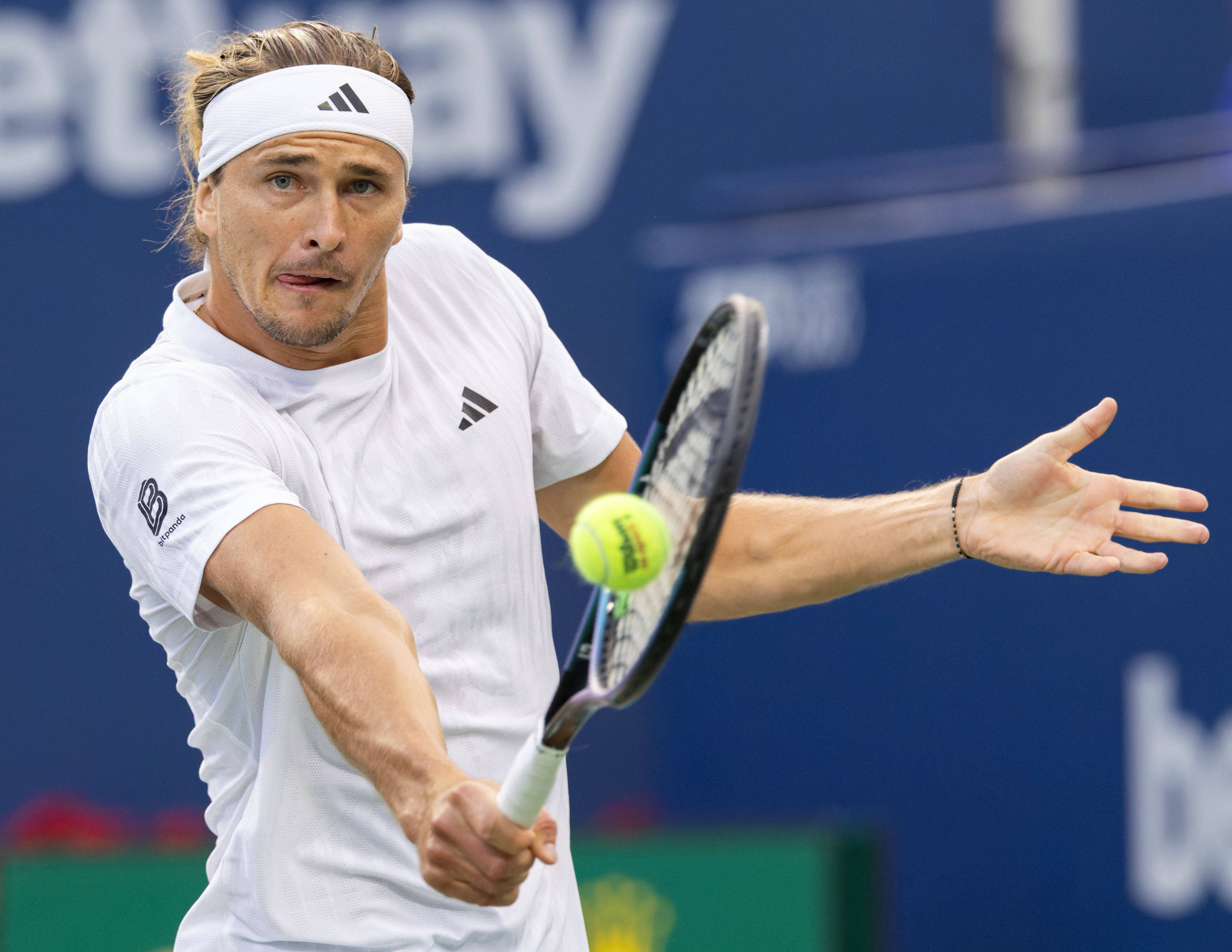 关于法国网球队血洗日本网球队,兹维列夫统治全场的信息 关于法国网球队血洗日本网球队,兹维列夫统治全场的信息